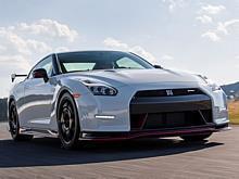 Der neue Nissan GT-R Nismo wird in fünf Karosseriefarben angeboten.